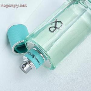ブランド偽 ブランドTiffany&Coレア色入荷 この時季だからお買い得 高級感あるスタイル..