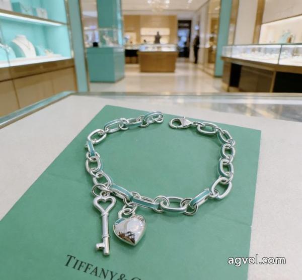 歴代人気モデル 人気販売中 激安大特価品質保証ブランド コピー 専門店 アクセサリーティファニー. 5