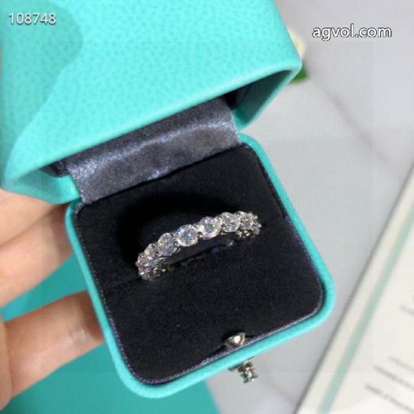偽物 通販 アクセサリー着心地もなめらかで快適 長く愛用できる 国内完売色Tiffany&Co.. 6