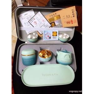 ブランド偽物 ブランド 販売人気の高い セレブや芸能人からも愛用 数量に限定ありTiffany&Co..